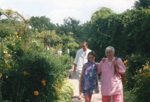 Dom Hin Leigh Monet's garden Giverny 1995